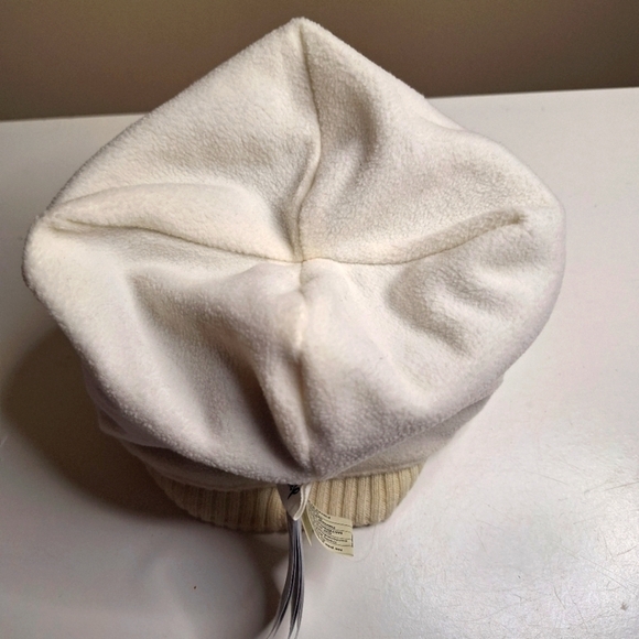 Baby Gap x Disney Cream and Black Pom Pom Minnie Mouse Beanie - Picture 6 of 6